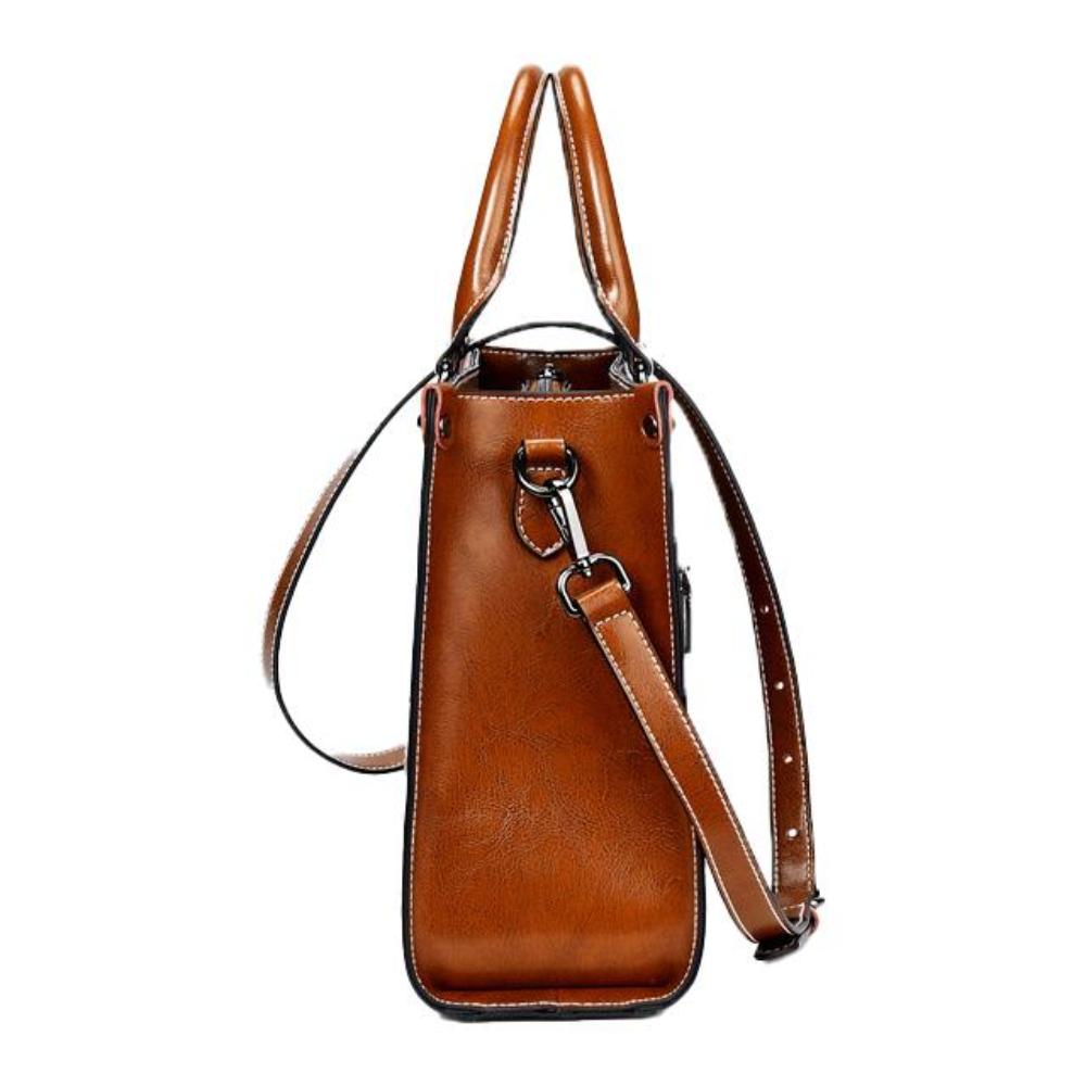 Chic Tote - Timeless and Practical