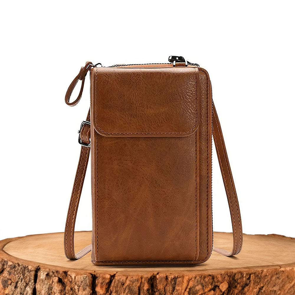 Nicole’s Stylish Compact Handbag