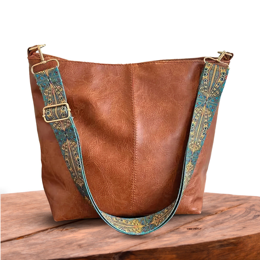 Chelsey's Retro Elegance | Leather Shoulder Bag