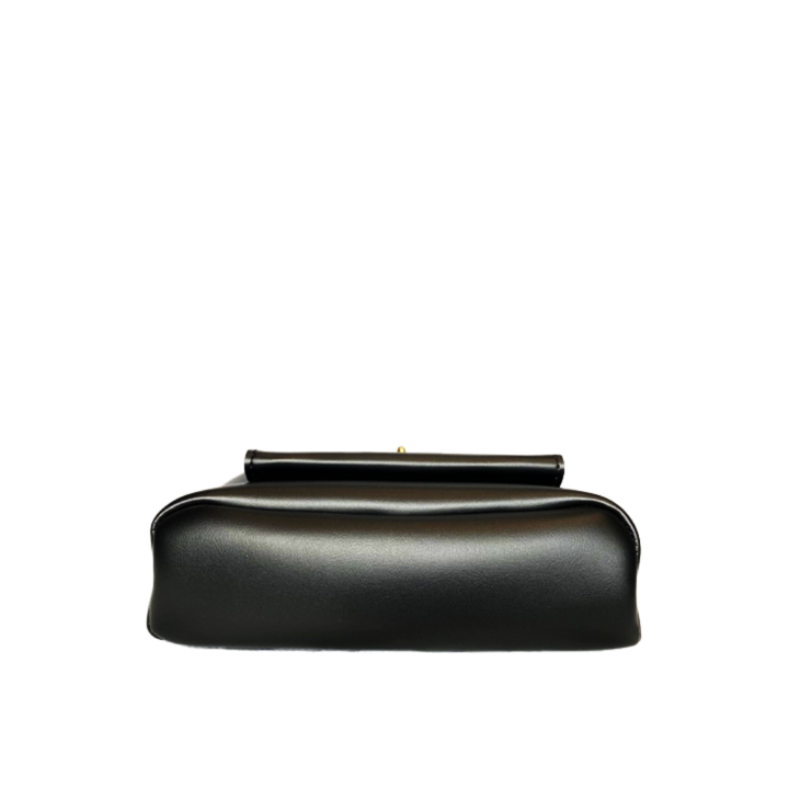 Retro Chic Vintage Kiss-Lock Handbag