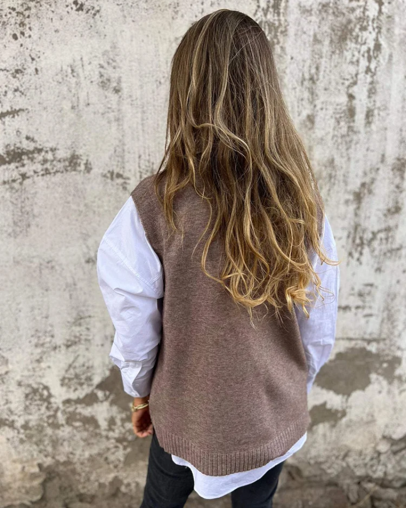 Hetty | V-Neck Knit Vest