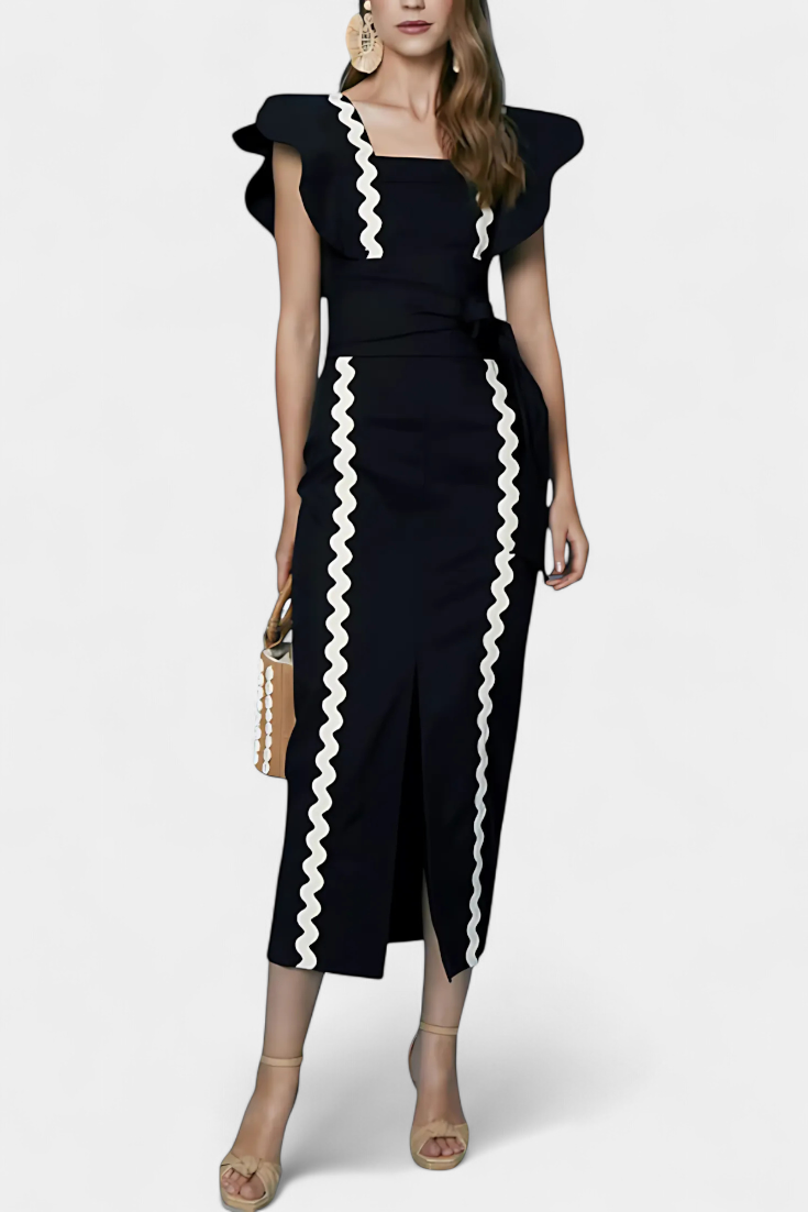 Fabiana Fitted Top with Ruffled Sleeves and Wavy Accents