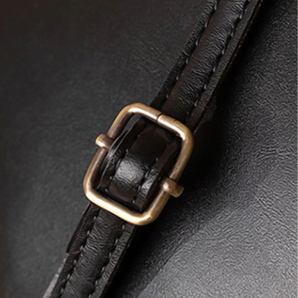 Retro Chic Vintage Kiss-Lock Handbag