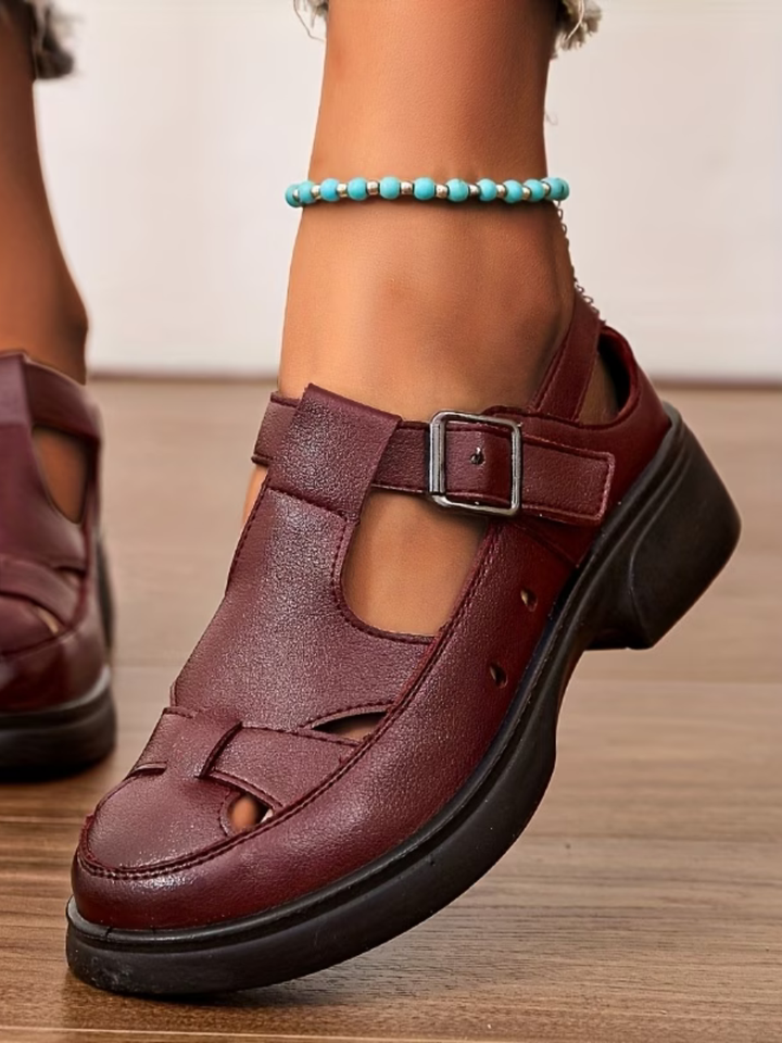 Carissa™ | Comfortable Everyday Buckle Leather Sandals