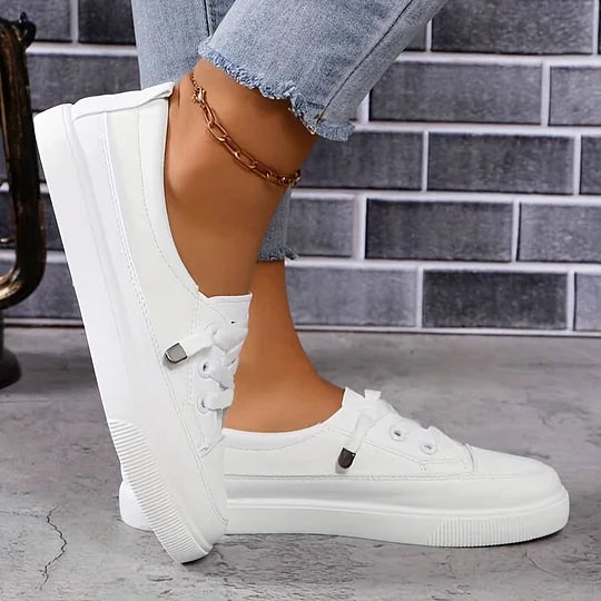 Élyna – Subtle Comfort for Effortless Steps