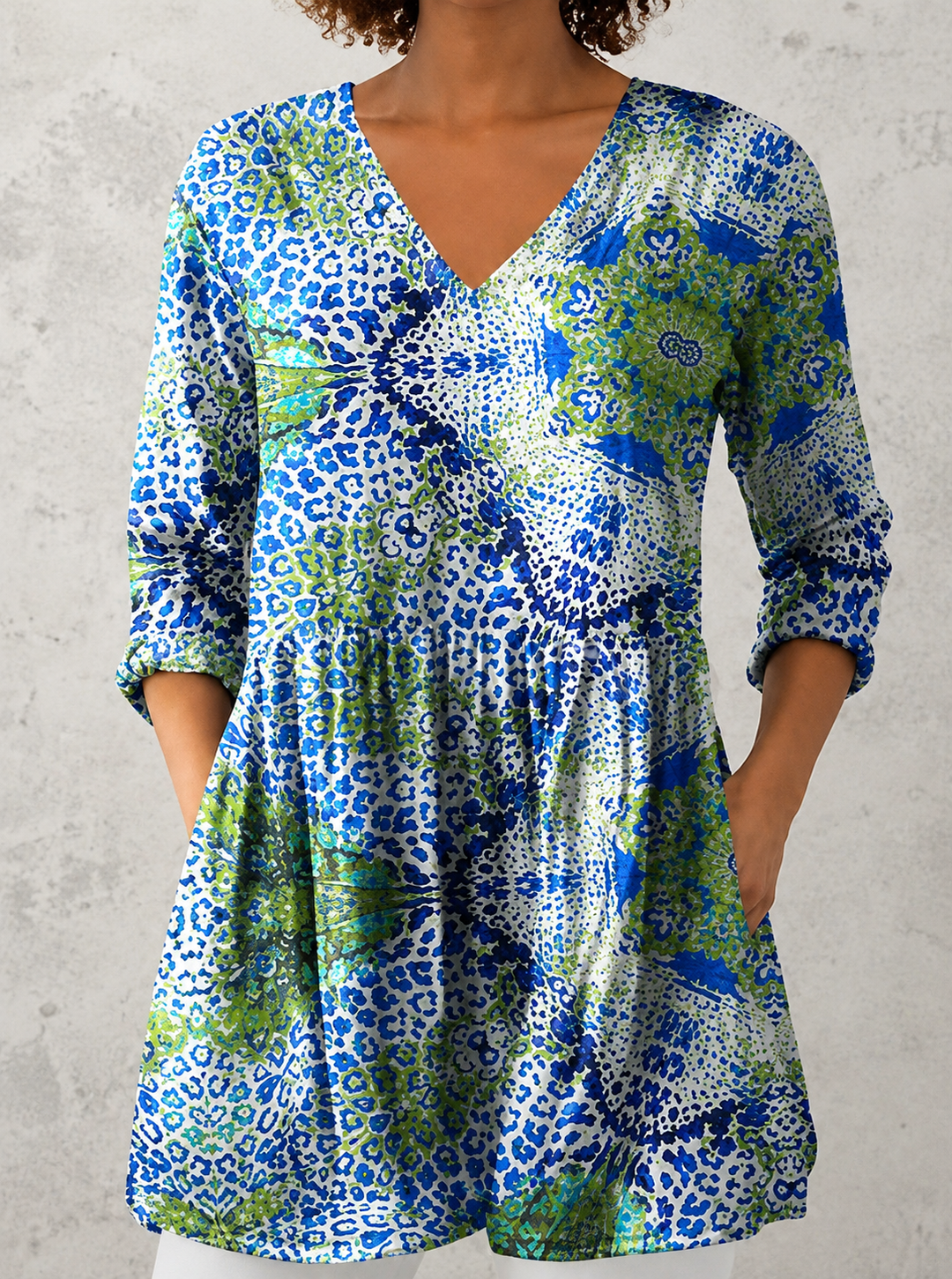 Elora | Long Blouse with V-Neck