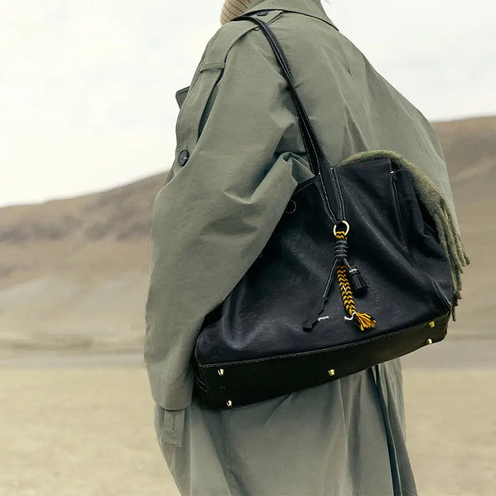 Jonathan - Roomy Leather Travel Tote