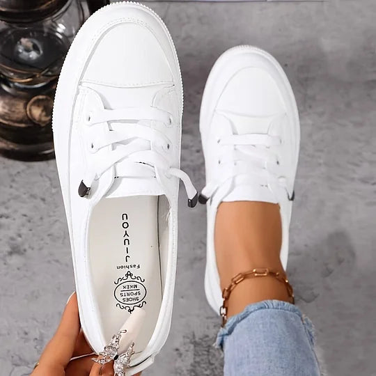 Élyna – Subtle Comfort for Effortless Steps