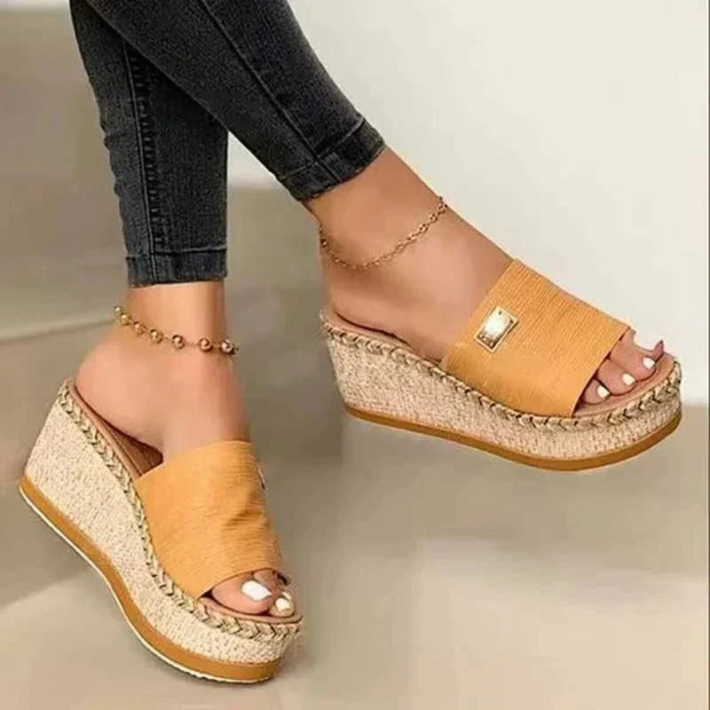 Trendy Platform Wedge Sandals For Women With Comfort Sole