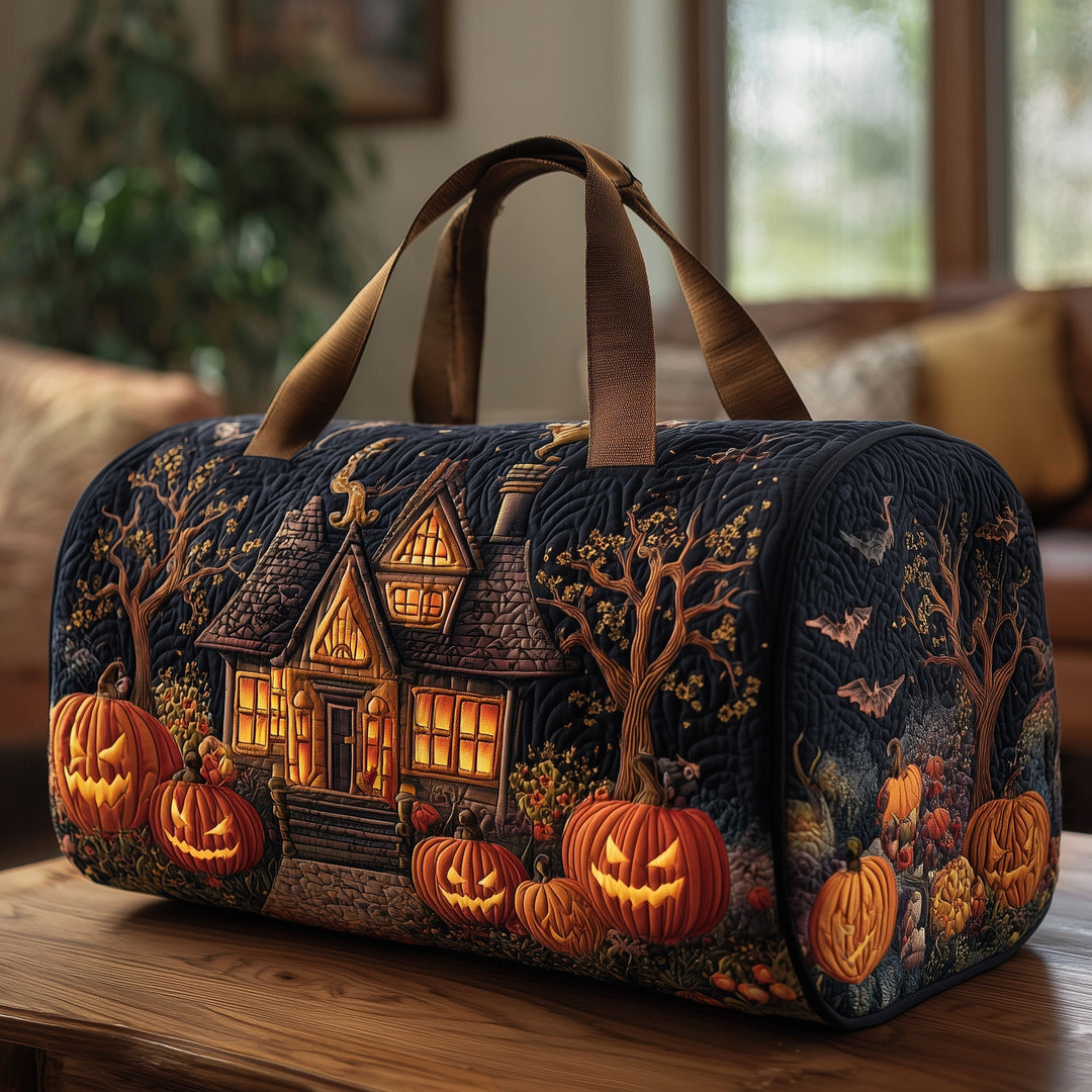 Zeger™ | Spooky House Quilted Weekend Bag