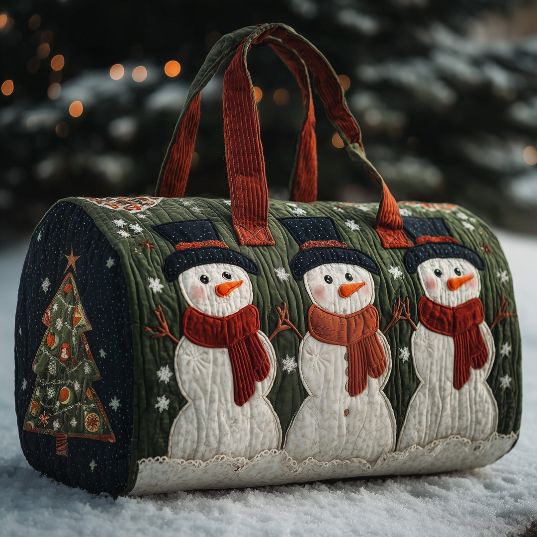 Sophronia™ | Jolly Snowman Quilted Weekend Bag