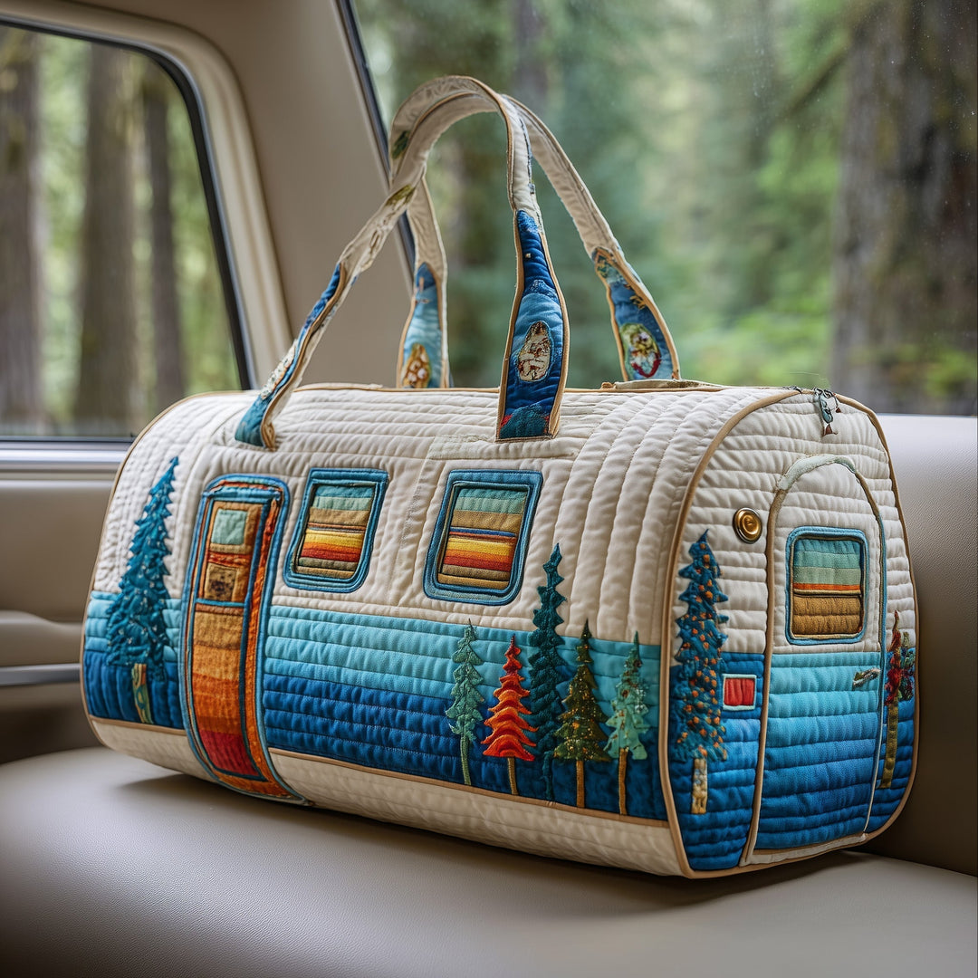 Zoraya™ | Vintage Camping Trailer Quilted Weekend Bag