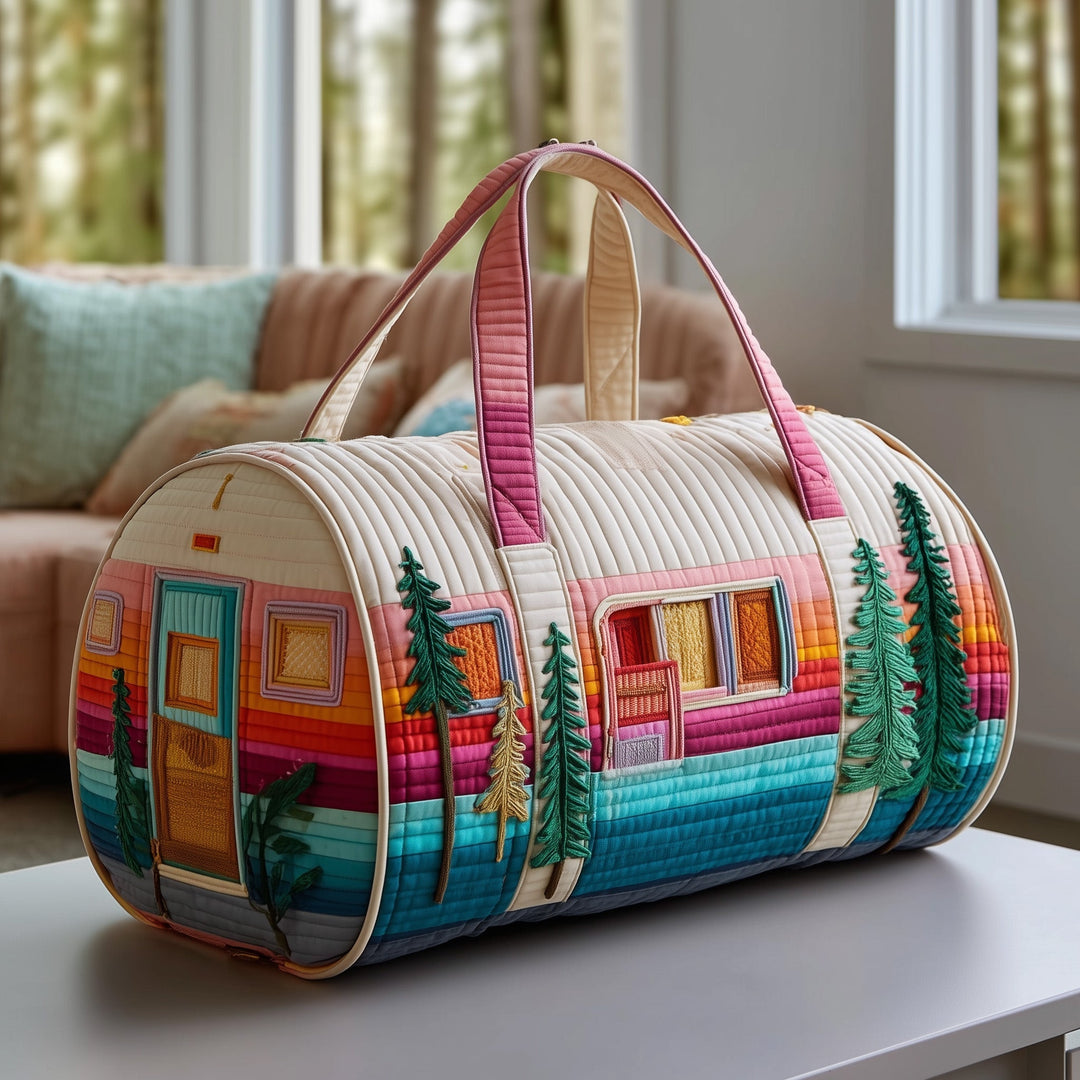 Sylvana™ | Happy Camper Quilted Weekend Bag