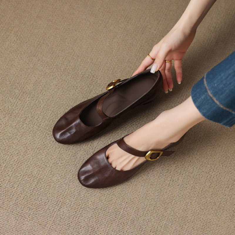 Mabel | Round-Toe Mary Jane Flats