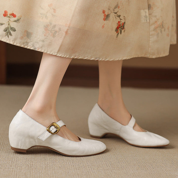 Mabel | Round-Toe Mary Jane Flats