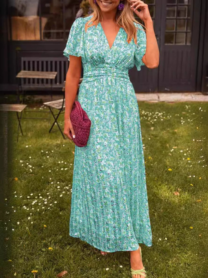 Elis – Long and flowy dress with floral print