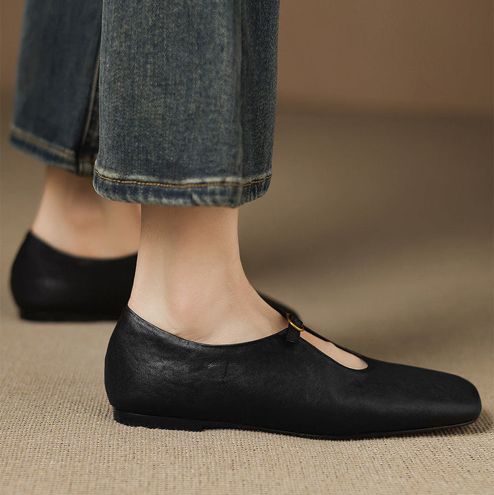 Elspeth | High-Vamp Mary Jane Flats