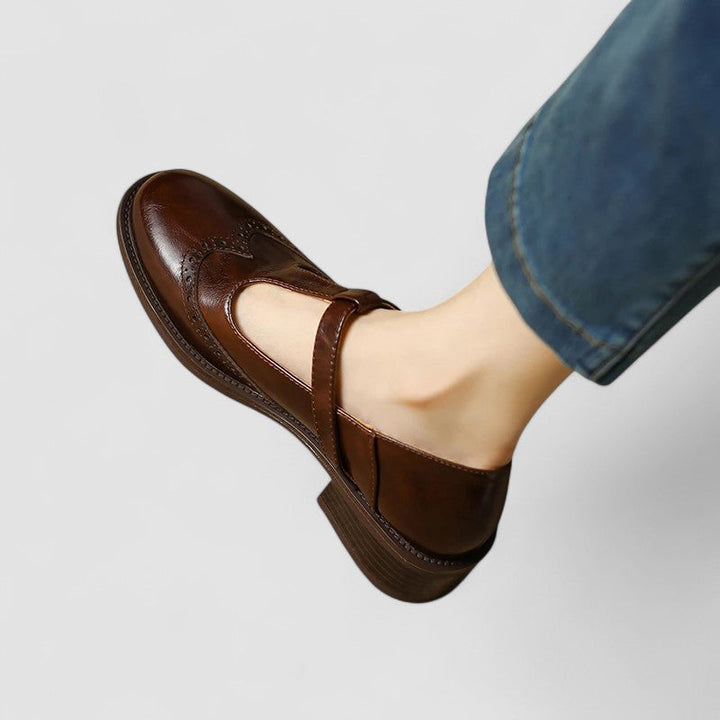 Phyllis | Two-Tone Brogue Mary Janes