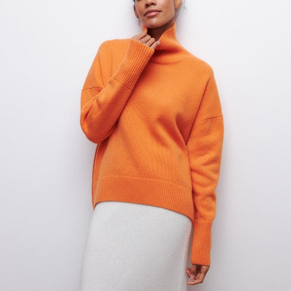 Flo | Soft Turtleneck Sweater
