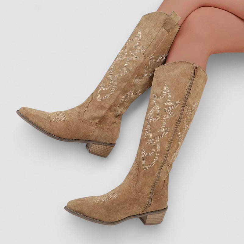 Placida™ | Timeless Western Boots