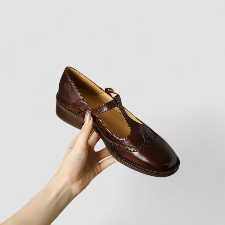 Phyllis | Two-Tone Brogue Mary Janes