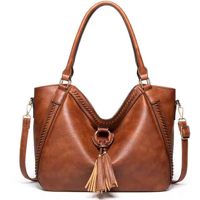 Nellie’s Chic Leather Shoulder Bag | Elegant Sophistication