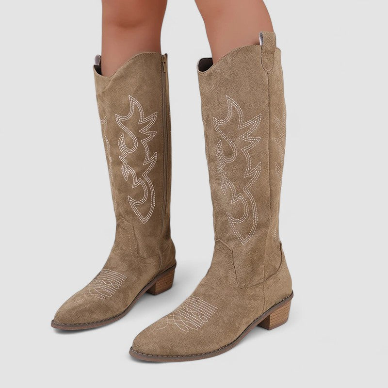 Placida™ | Timeless Western Boots