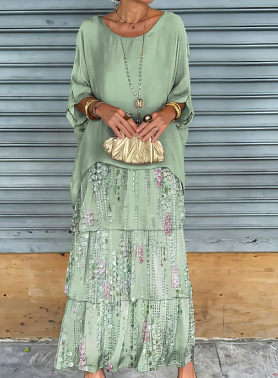 Lara – Elegant long and flowy dress