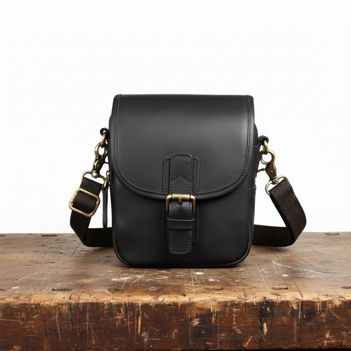 Sibyl | Vintage Flap Messenger Bag