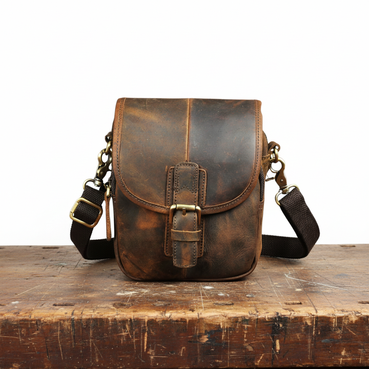 Sibyl | Vintage Flap Messenger Bag