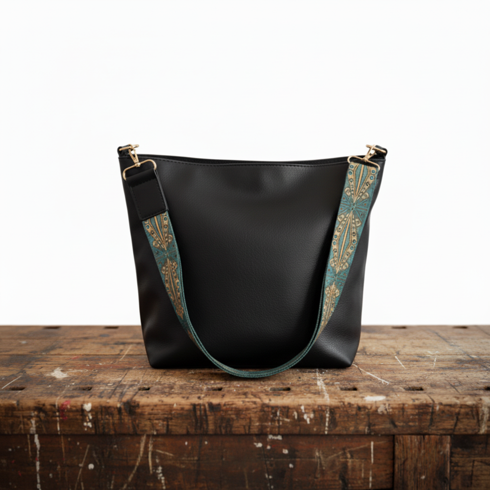Arabel | Vintage Bucket Bag With Patterned Strap