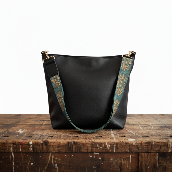 Arabel | Vintage Bucket Bag With Patterned Strap