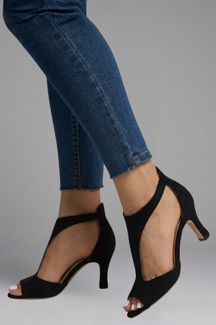Sydney™ | Chic Back Zip Occasion Heels