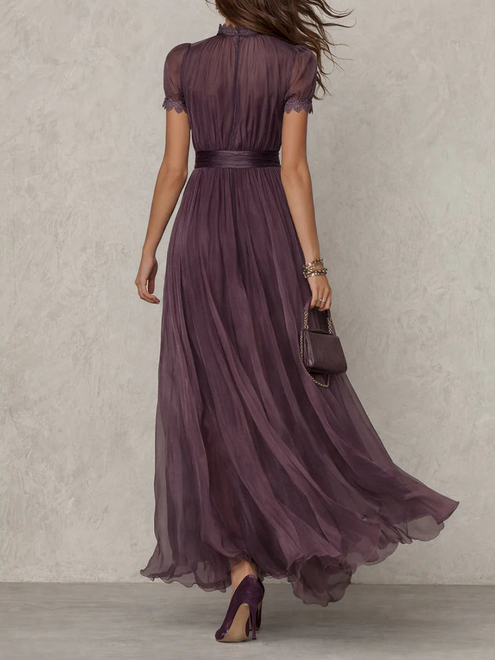 Marie • Long purple dress with keyhole neckline