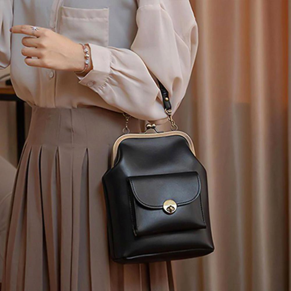 Retro Chic Vintage Kiss-Lock Handbag