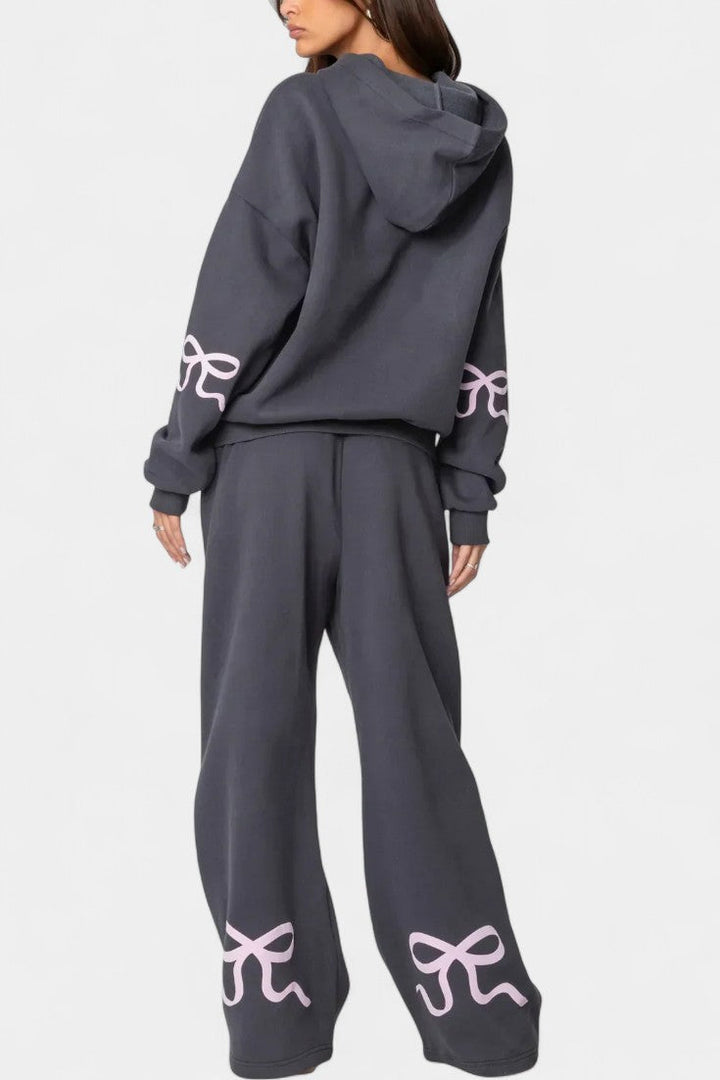 Caleta Relaxed Hoodie Ensemble with Flowing Trousers