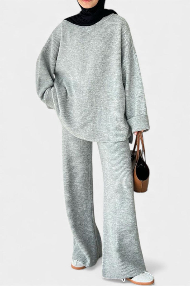 Quirina Relaxed Outfit with Round Neck Top and Flowing Pants