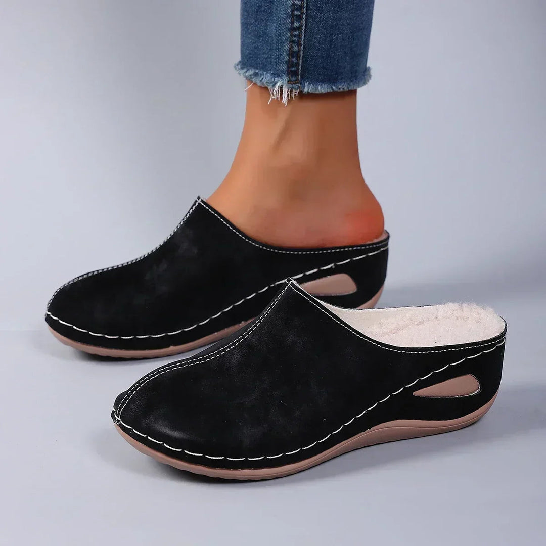 Iola | Cushioned Suede Mule Slippers