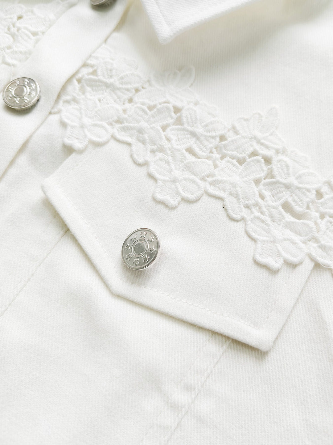 Sunnelace™ | Lace-Panel Jacket White