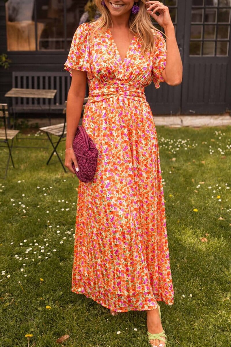Sigrid™ | Chic Maxi Dress Featuring a Deep V-Neck